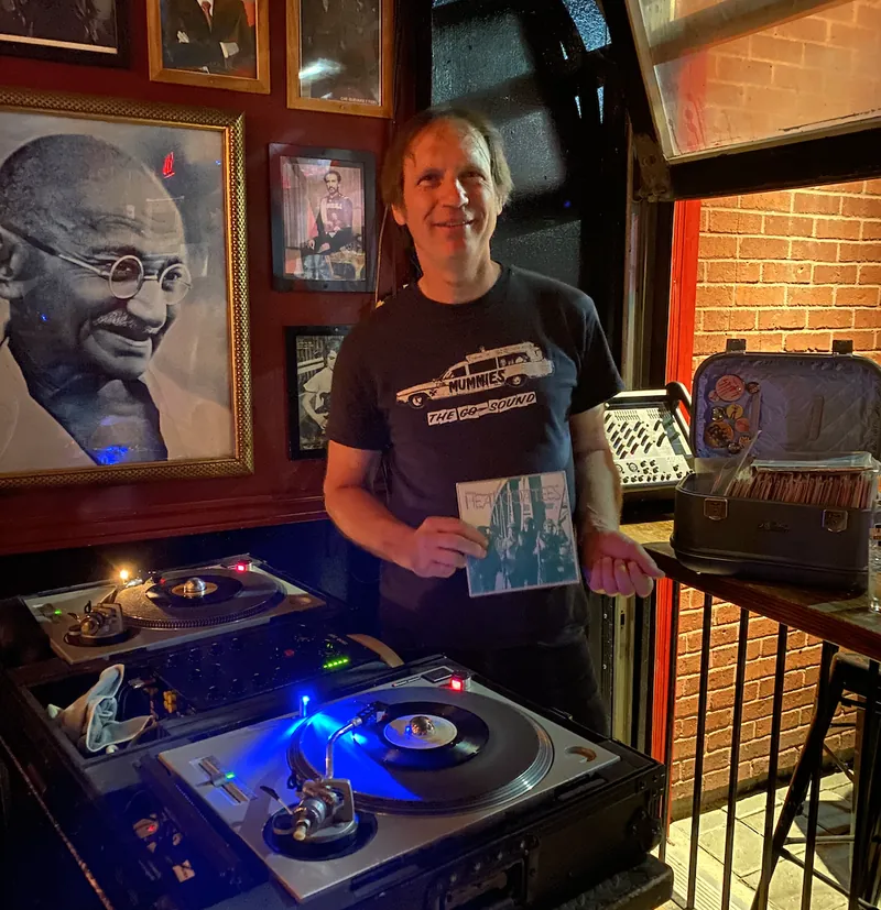 DJ Rob