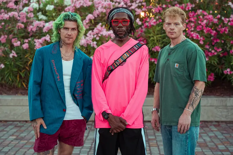 Too Many Zooz