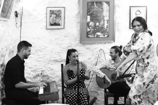 Espectáculo Flamenco at Cueva Flamenco La Faraona