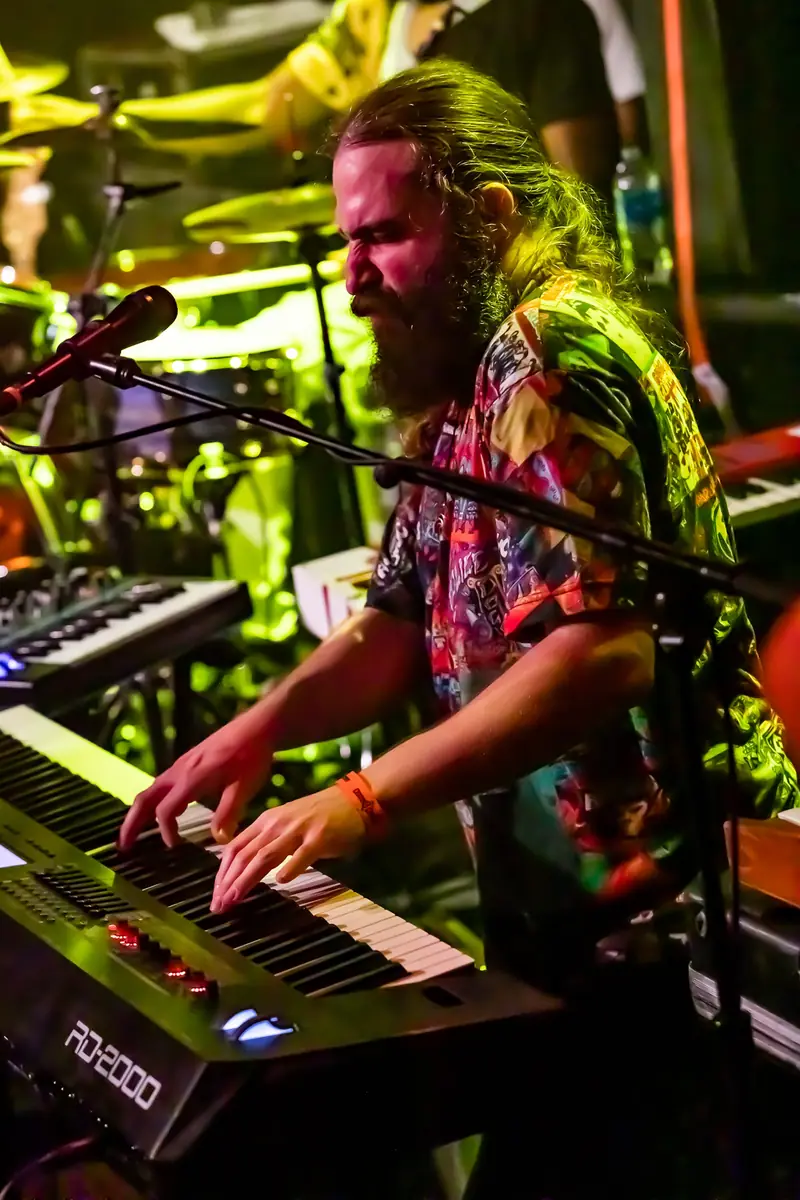 Danny Bedrosian and Secret Army à The Merry Widow