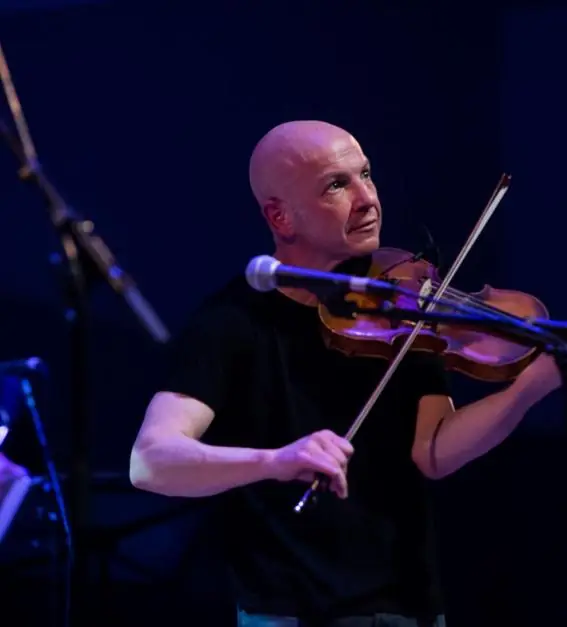 Southside of the Tracks en The Queen's Hall