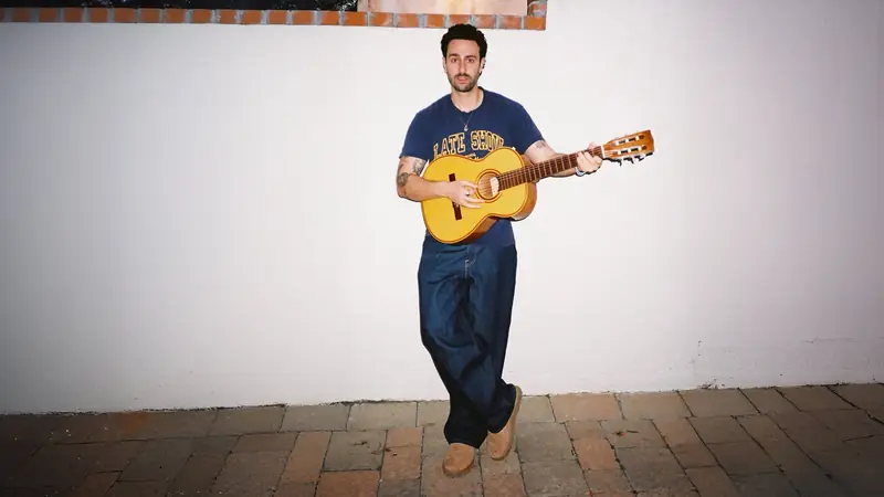 Jesse Gold at Axis Club