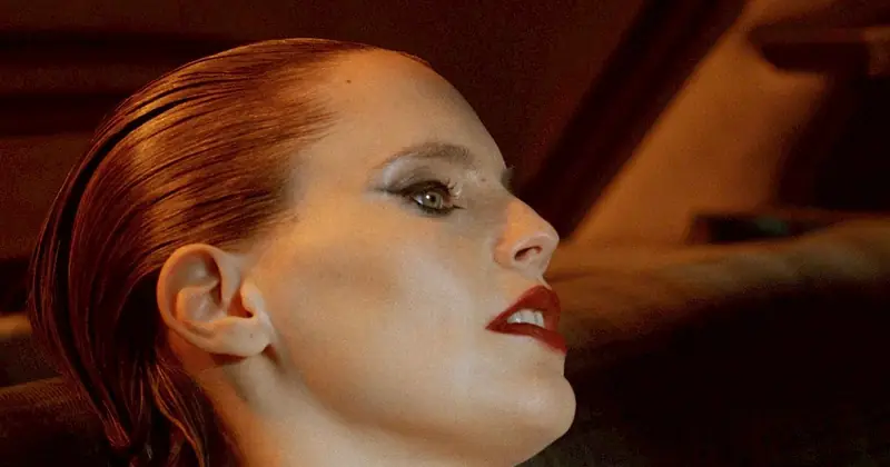 Anna Calvi