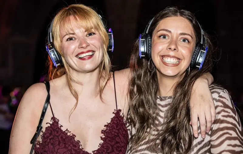 End of Summer Silent Disco à The Glasshouse