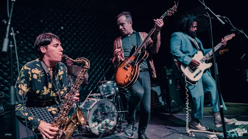 Ted Leo and The Pharmacists en The Southgate House Revival