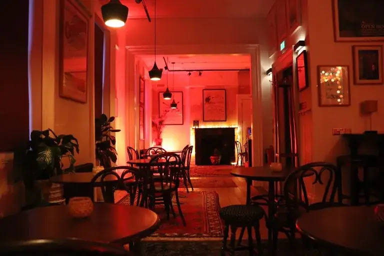 Katie-Rose & MADI – World, Funk & Afrobeat DJ Set en The Court House