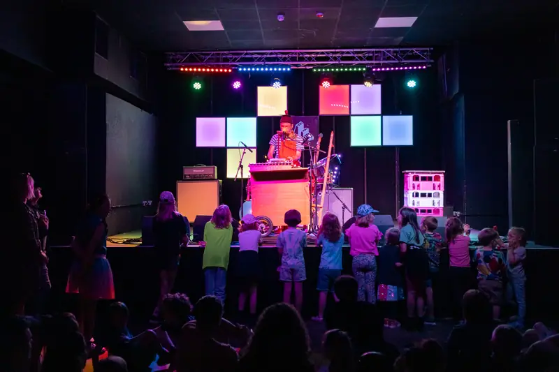 MOSH TOTS at Future Yard