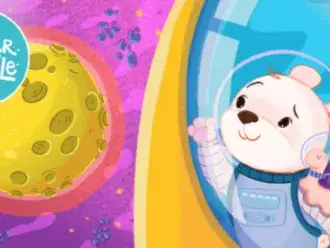 Earth Calling Bear-stronaut
