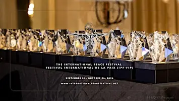 INTERNATIONAL PEACE FESTIVAL en Toronto City Hall