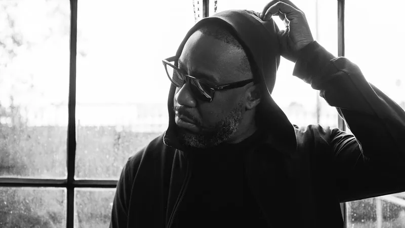 ROBERT GLASPER at Aretha Franklin Amphitheatre