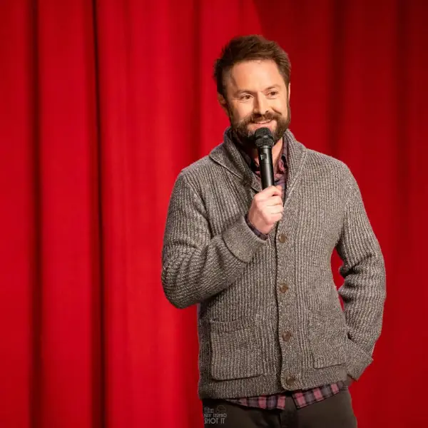 Adam Cayton-Holland à Planet of the Tapes