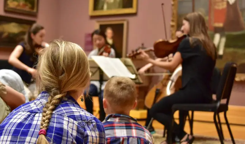 Family Day at the Museum (Family Series)