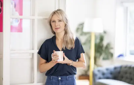 Helen Russell – Laura Clark is Away from her Desk