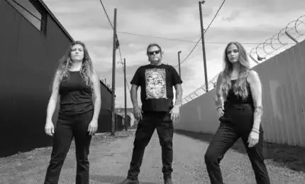 101 Presents: Temptress