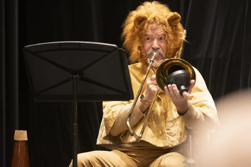 Kinderconcerts — Why the Sun and the Moon Live in the Sky à River Run Centre