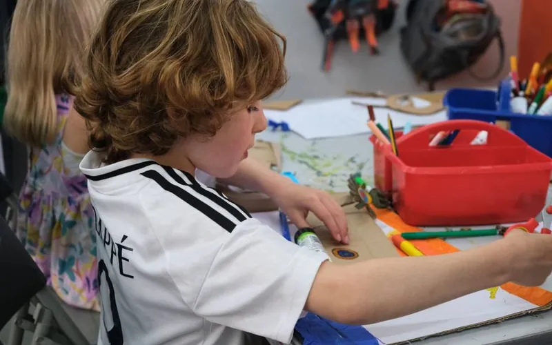 Puppet Playcation - The Gadget Collection: Talking Tech