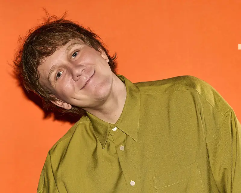 Josh Thomas en Elgin Theatre