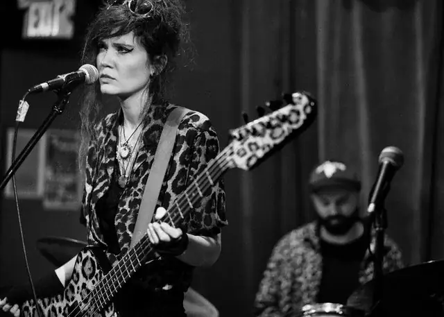 Vivienne Wilder à The Rex Hotel Jazz & Blues Bar