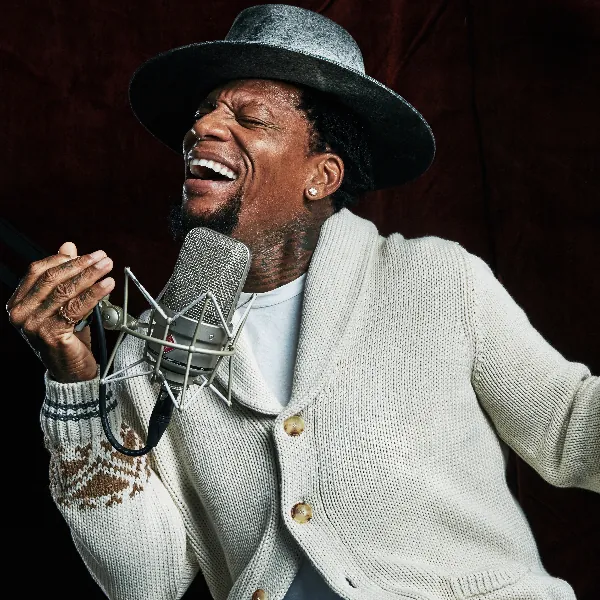 D.L. Hughley