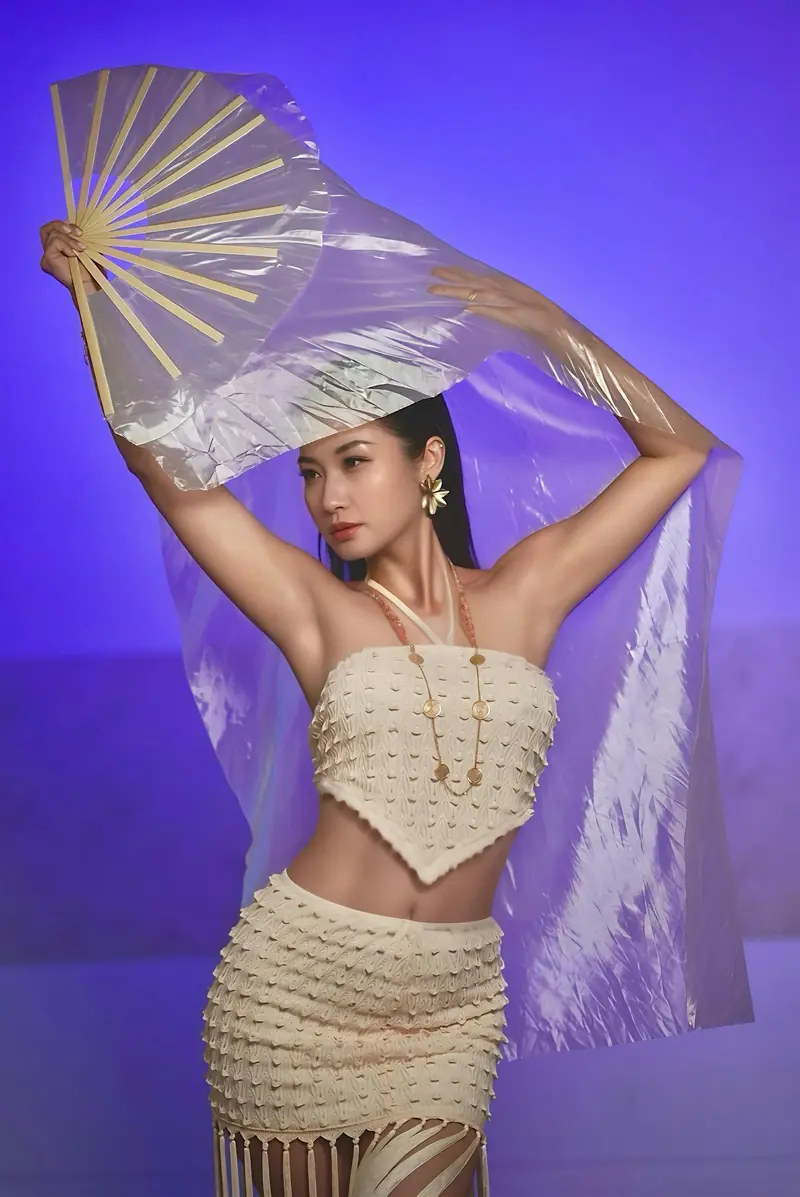 Fan Veil Dance Experience à Damsha Creative Studios