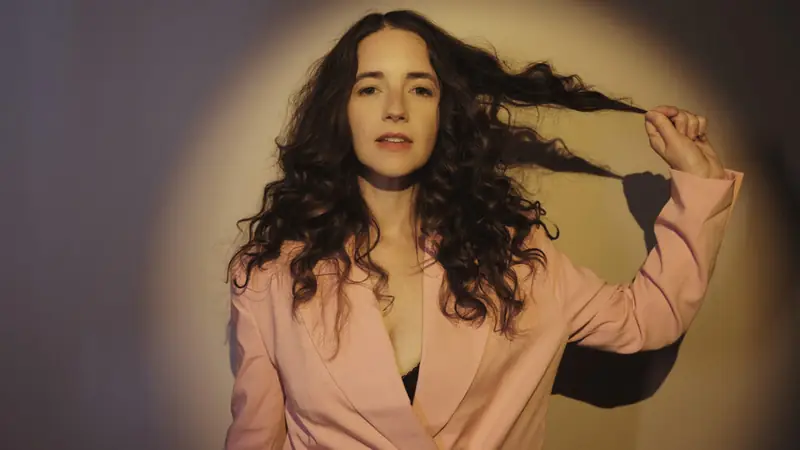 Michaela Anne en The Music Hall