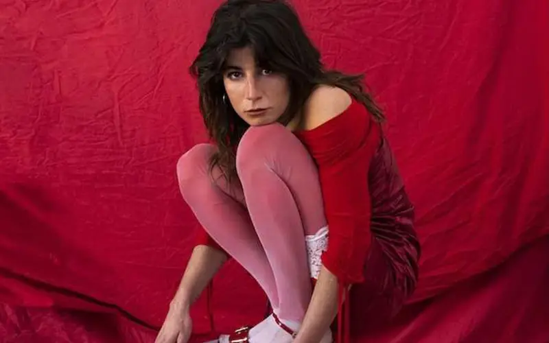 Julie Rains