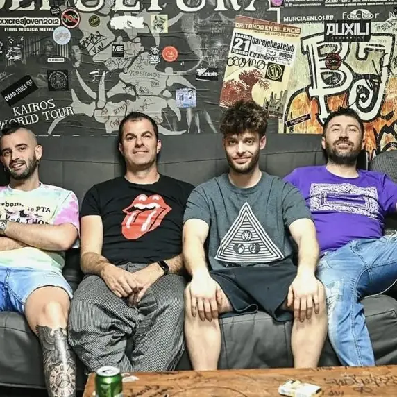 PEDRÁ – TRIBUT A EXTREMODURO at Sala la Mirona