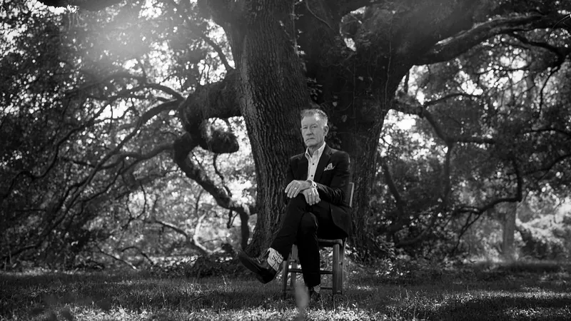 Lyle Lovett at Thunder Bay Community Auditorium