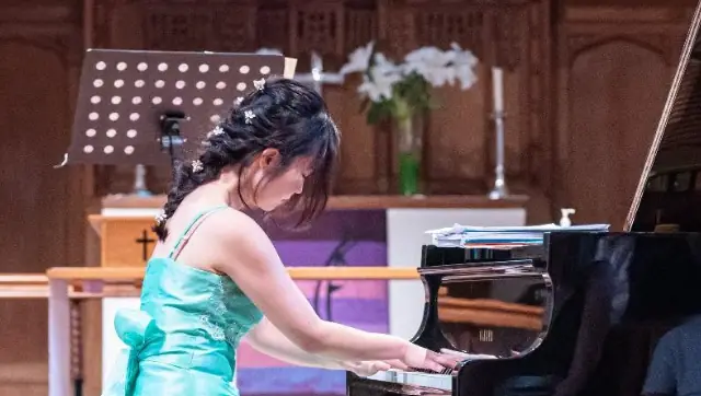 Catherine and Shoko en The Mission Theatre