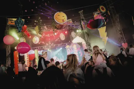 Raver Tots