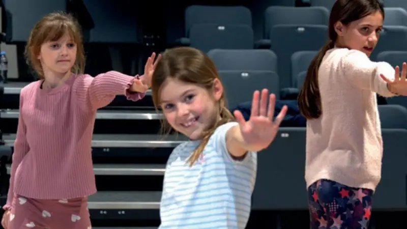 Autumn Term: Junior Musical Theatre à Malvern Theatres