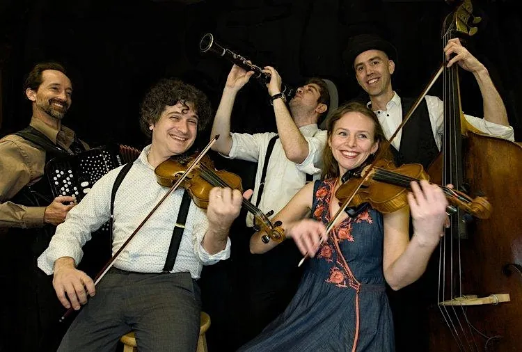 OPENING NIGHT - SCHMALTZ & PEPPER LIVE!