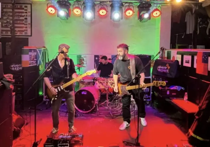 The Hollyz at Crane Lane Theatre