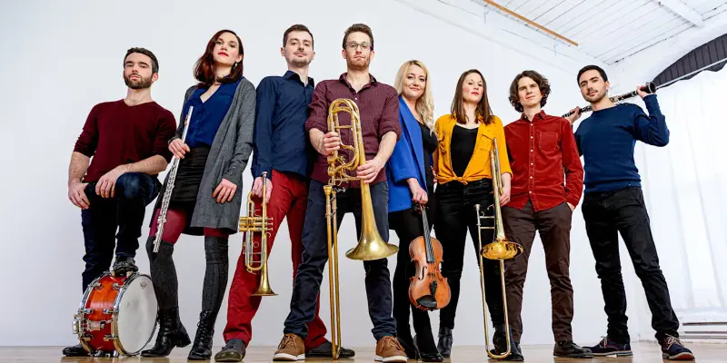 Oktopus: Brahms, Balkans & Bagels en The Bassment