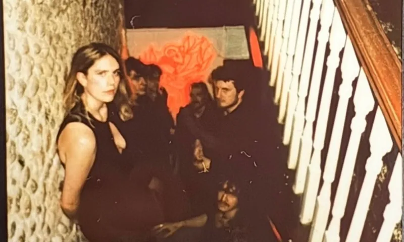 Watching Alice / The Snail Marys / Lasso