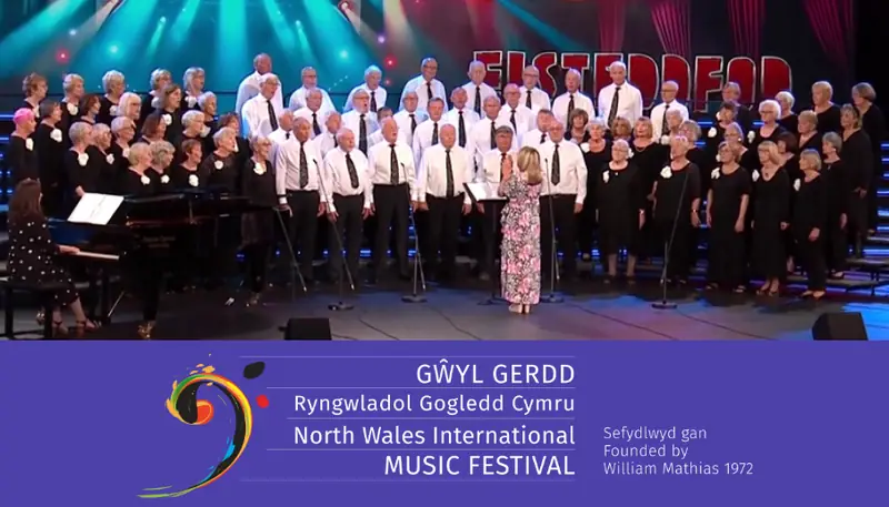 NWIMF - Encôr & Hen Nodiant Choirs à Theatr Clwyd