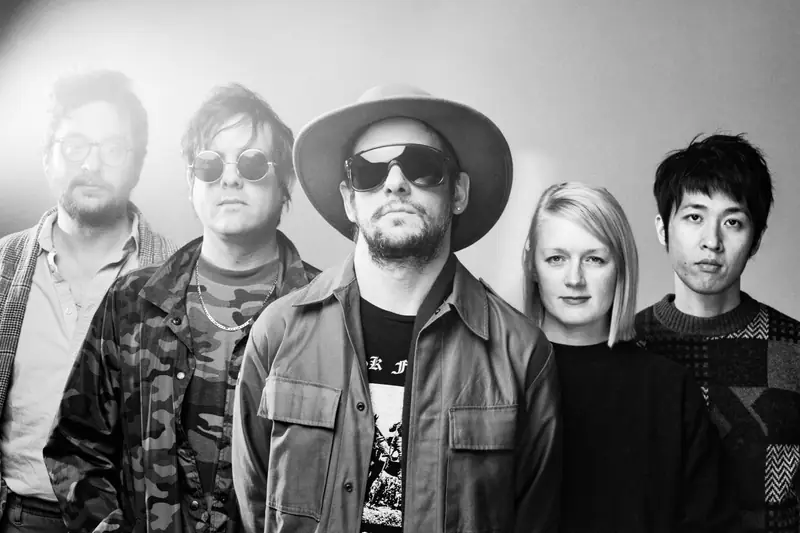Ryan Davis and the Roadhouse Band (Cleere’s Bar & Theatre) à Set Theatre