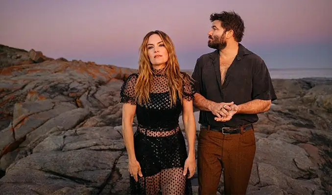 Angus & Julia Stone