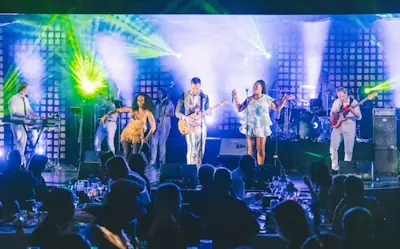 A Tribute to Chic and Nile Rodgers – LE FREAK (CHRISTMAS SPECIAL) SOLD OUT à Acapela Studio