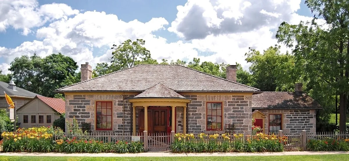 McDougall Cottage Historic Site à Cambridge, ON
