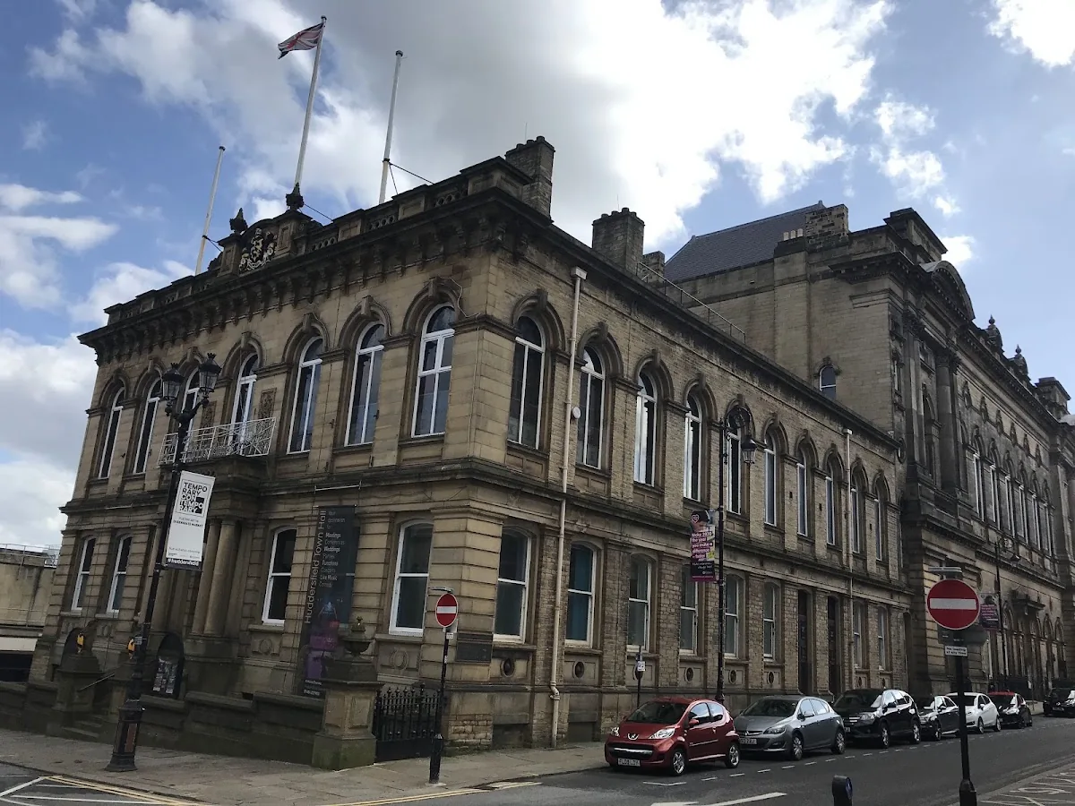 Huddersfield Town Hall in Huddersfield, YOH