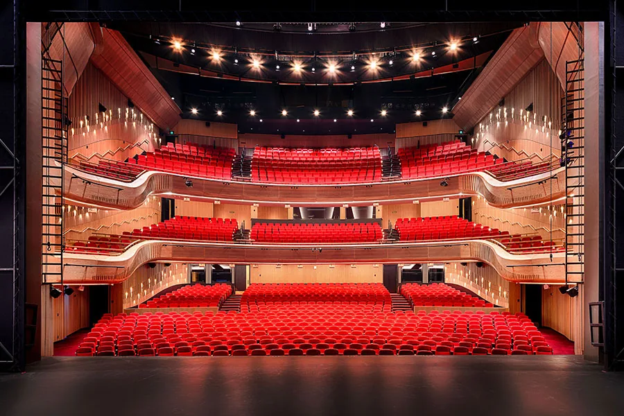 Her Majesty's Theatre in Adelaide, SAU