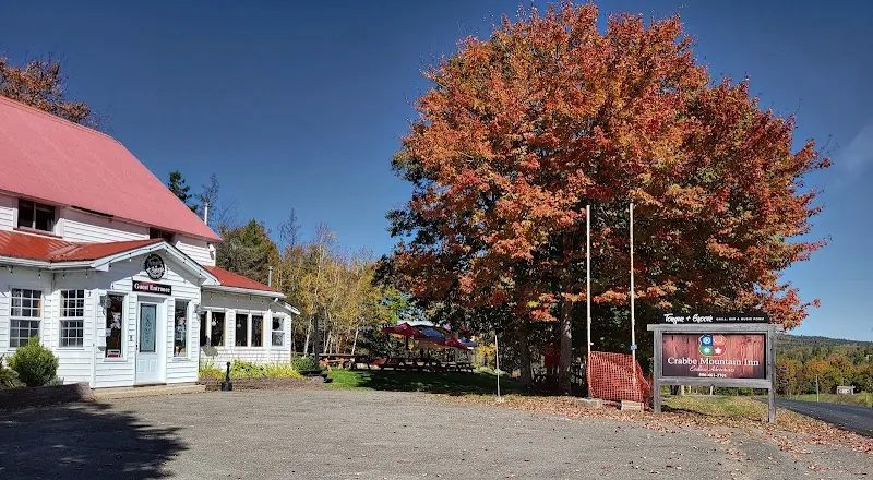 Crabbe Mountain Inn in Queensbury, NB