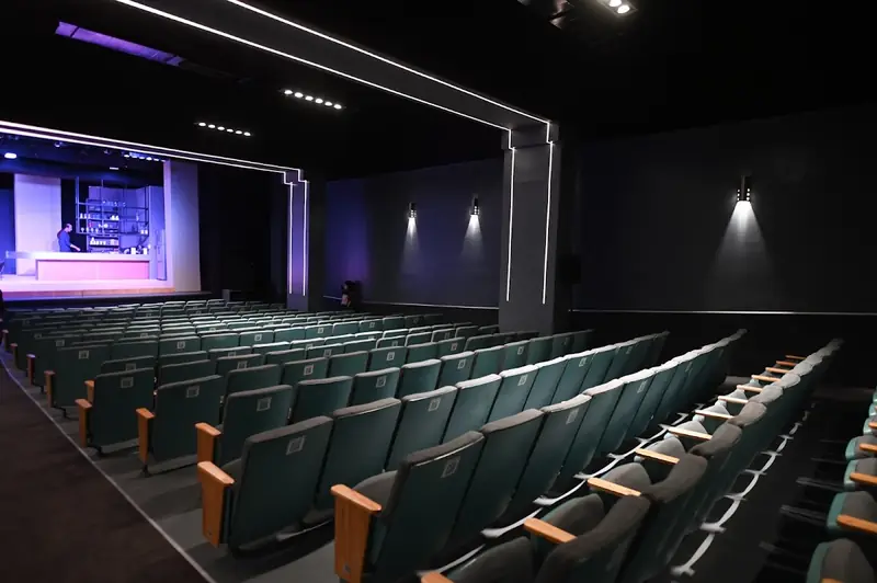 Yo no duermo la siesta à Teatro Astros