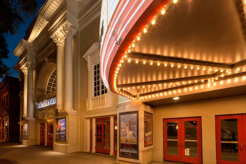 Plaza Suite à Virginia Repertory Theatre