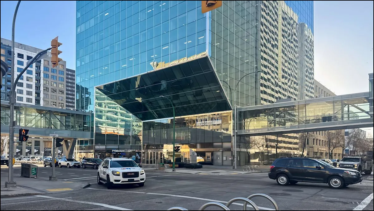 Regus - MB, Winnipeg - St. Mary in Winnipeg, MB