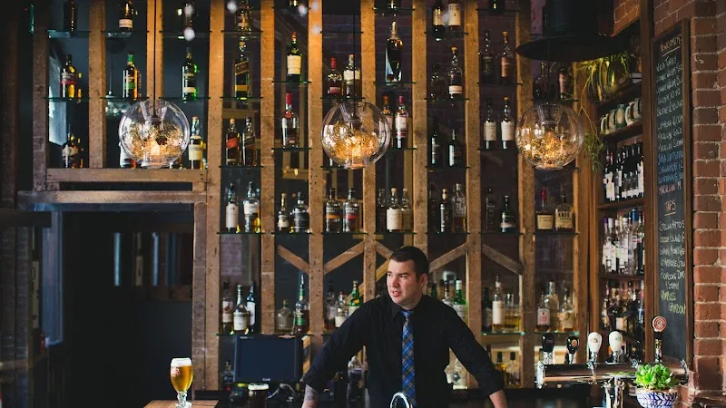 Hopscotch Whisky Bar à Saint John, NB
