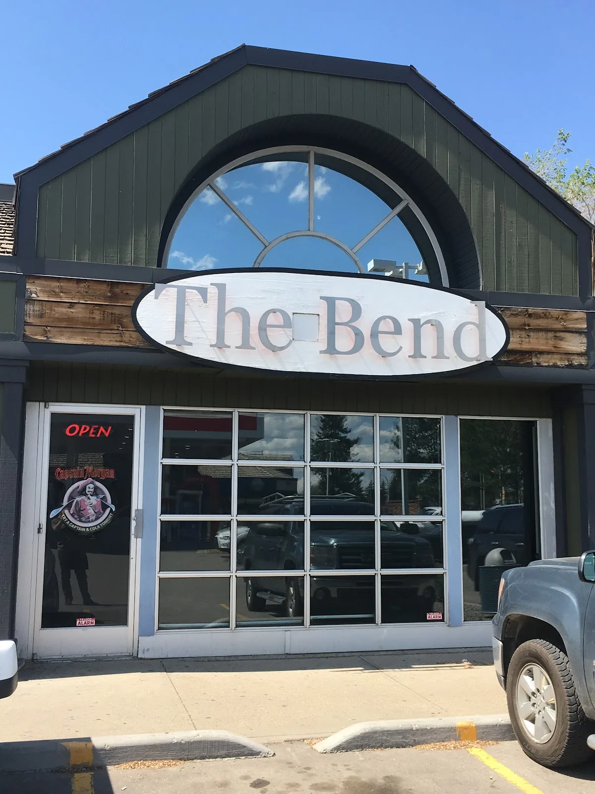 The Bend Lounge in Edmonton, AB