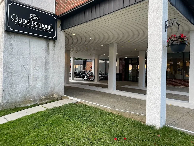 Rodd Grand Hotel in Yarmouth, NS