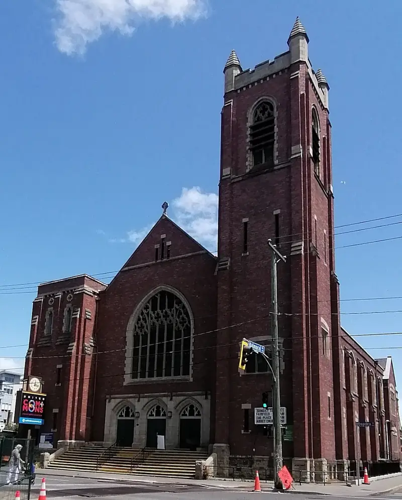 Illuminations à United Commons (First Metropolitan United Church)